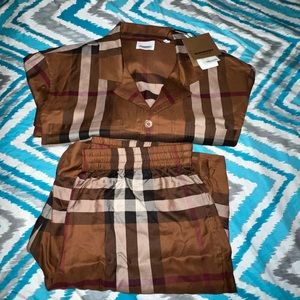 Burberry outfit 100x% original